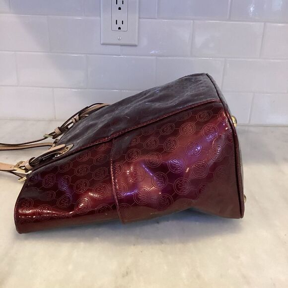 Michael Kors Embossed Merlot Signature Patent Leather EW Jet SetTote - Picture 6 of 14